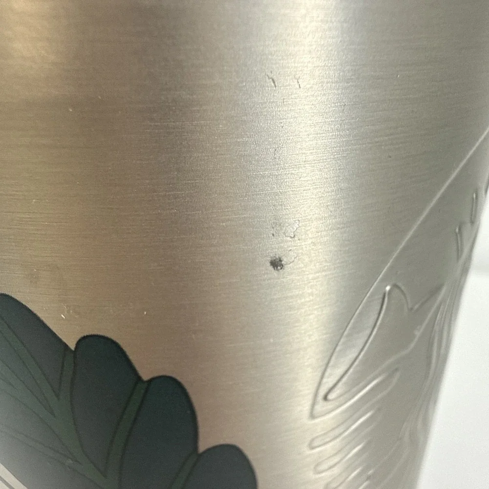 Starbucks Stainless Steel 2020 Holiday Holly Berry 24 oz. Tumbler Christmas